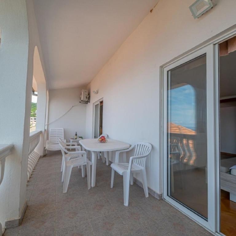 Villa Yovan Seaview - Villa - 18