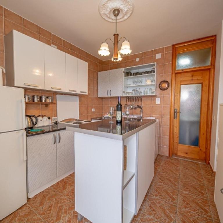 Villa Yovan Seaview - Villa - 25