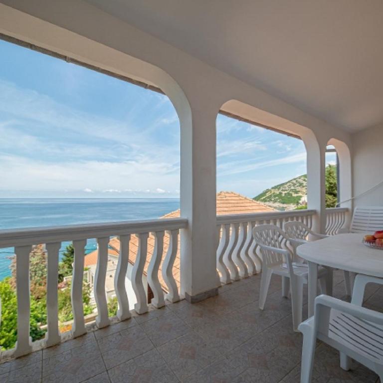 Villa Yovan Seaview - Villa - 31