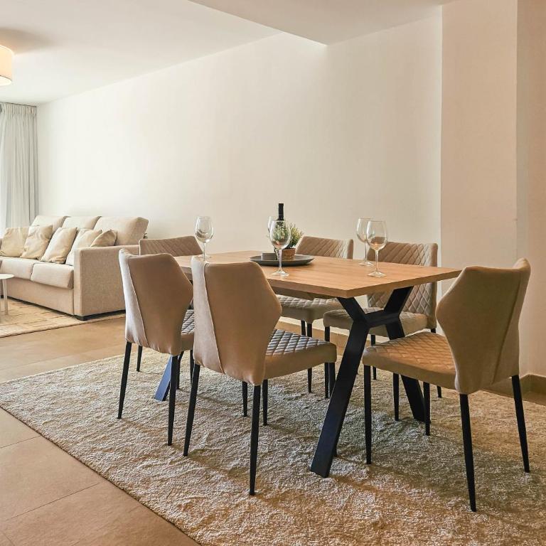 Two bedroom apartment in Sunny Golf, Estepona - Apartamento de 2 dormitorios con terraza - 10