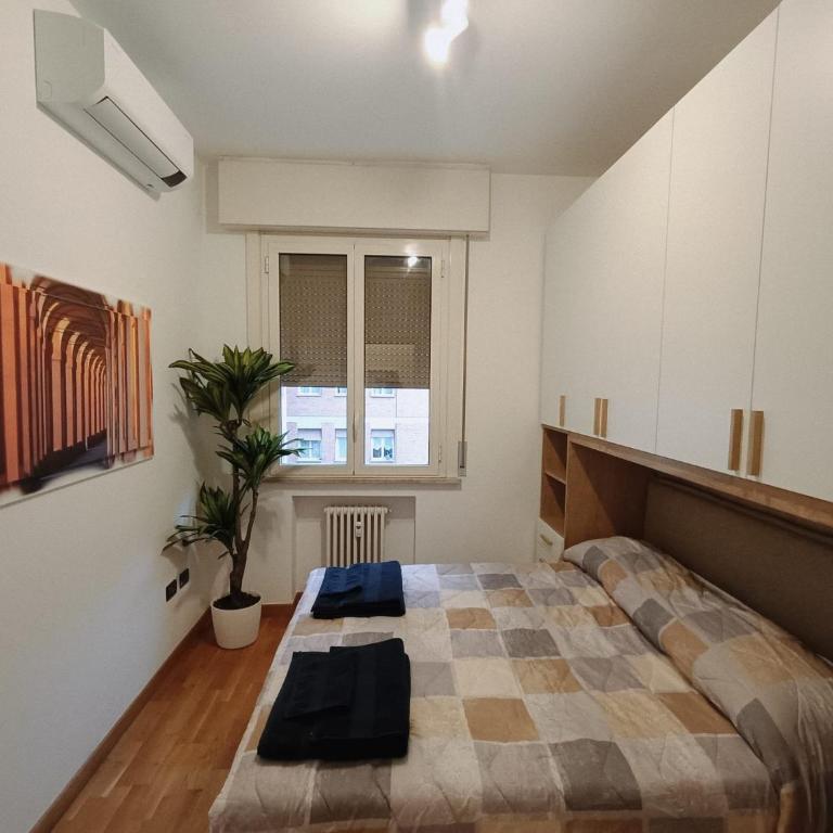 Sandrine - Two-Bedroom Apartment - 12