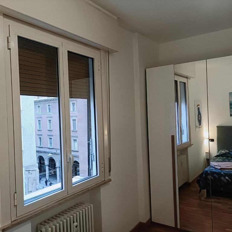 Sandrine - Two-Bedroom Apartment - 20