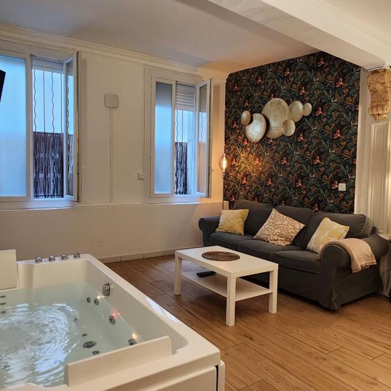 Sérénité au Palais Suite romantique Jacuzzi - Apartment mit 1 Schlafzimmer - 1