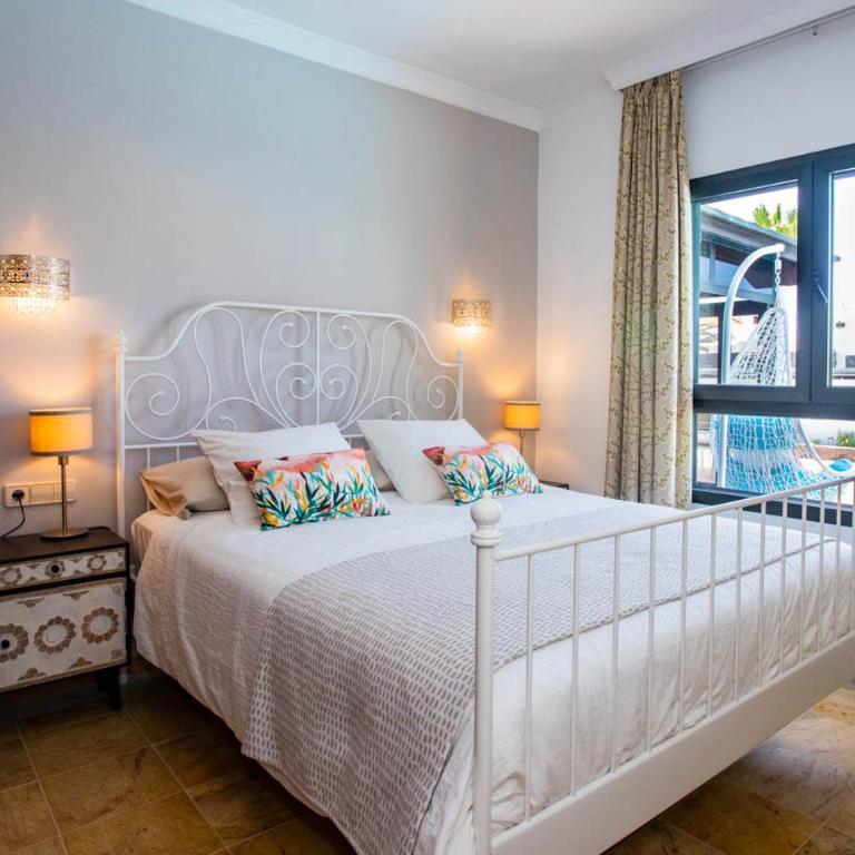 Domus Vulcani Villa Lotus - Two-Bedroom Villa - 11