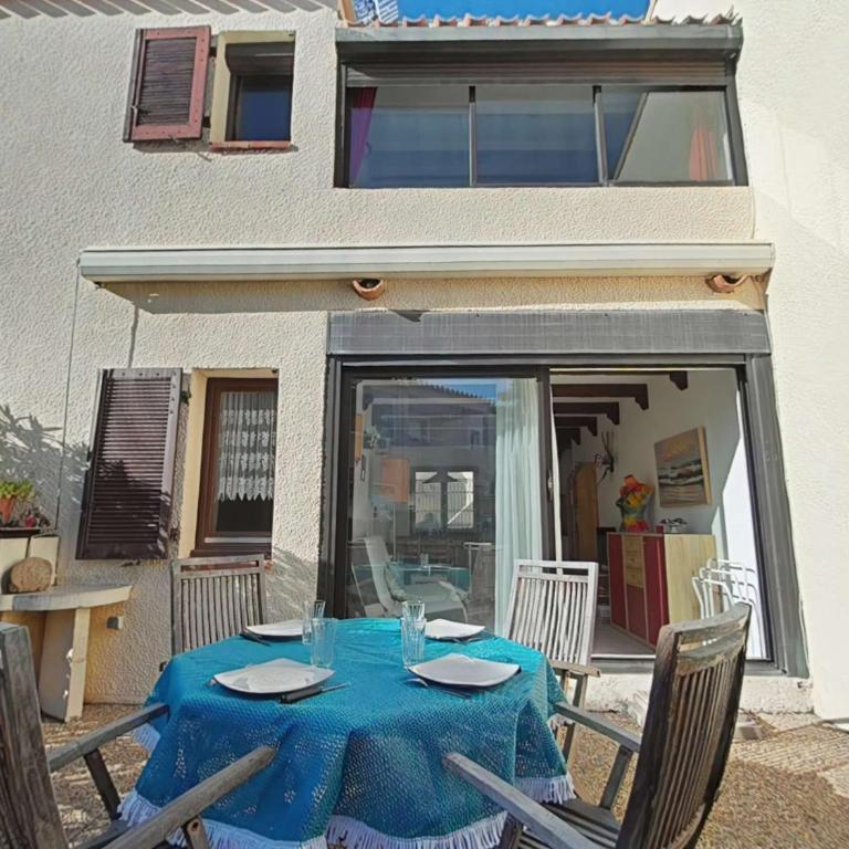 Appart 2 pièces 4 couchages PORT LEUCATE NATURISME PL010-1123 - Appartement 1 Chambre - Vue sur Jardin - 8