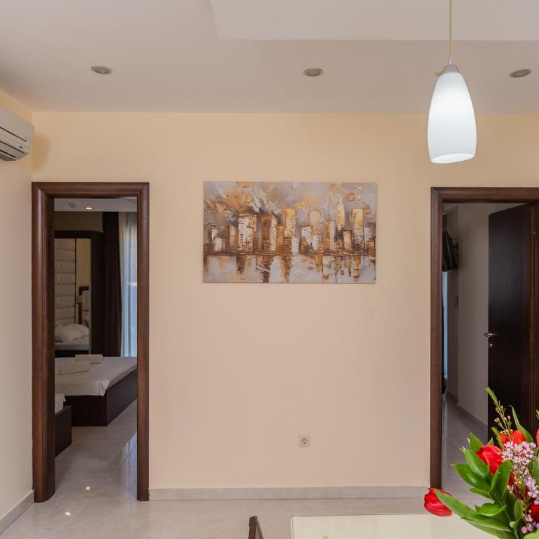 Deluxe Apartments Shine - Apartment - 1