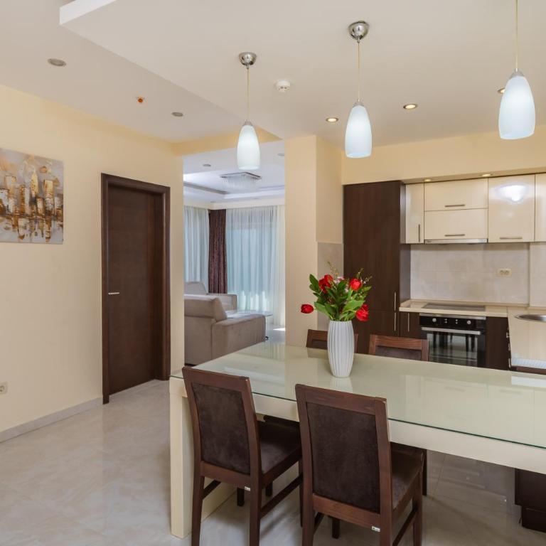 Deluxe Apartments Shine - Apartment - 13