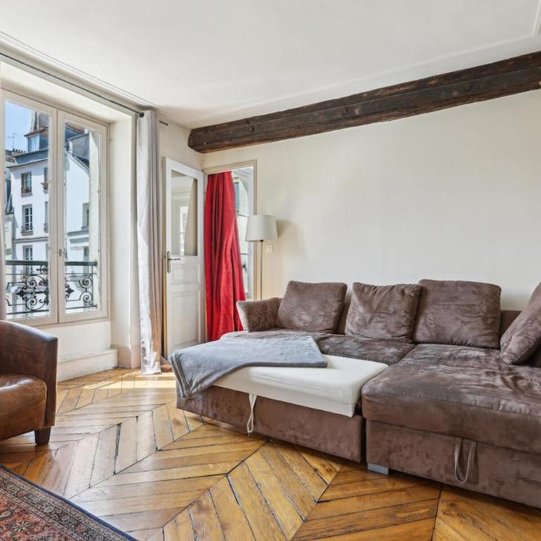 Pantheon, rue Cardinal Lemoine - ID 1023 - Appartement 2 Chambres - 12
