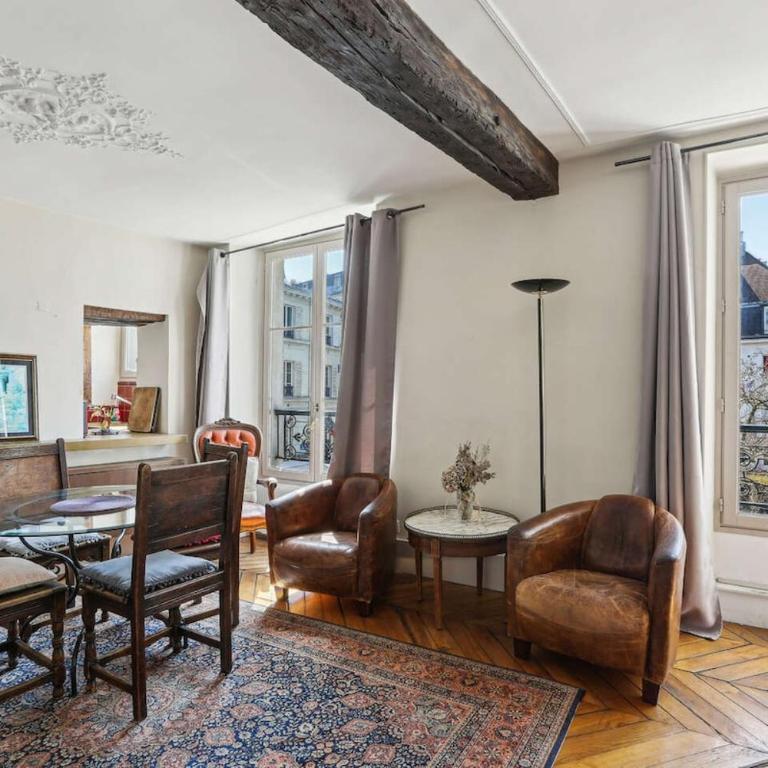 Pantheon, rue Cardinal Lemoine - ID 1023 - Appartement 2 Chambres - 14