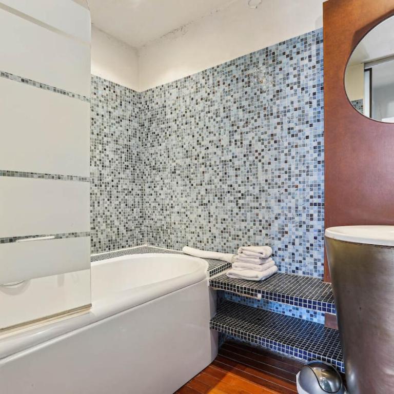 Pantheon, rue Cardinal Lemoine - ID 1023 - Appartement 2 Chambres - 15