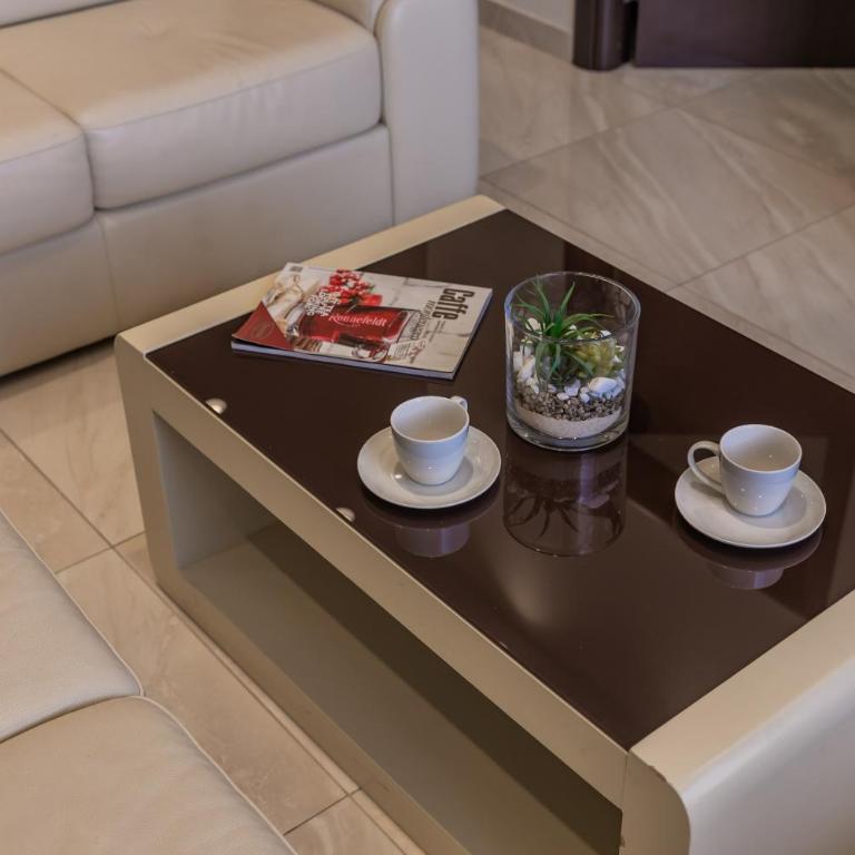 Deluxe Apartments Shine - One-Bedroom Apartment with Sea View - 3