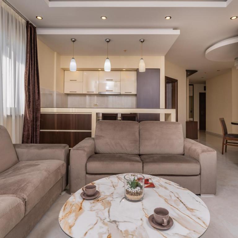 Deluxe Apartments Shine - Two-Bedroom Apartment with Sea View - 8