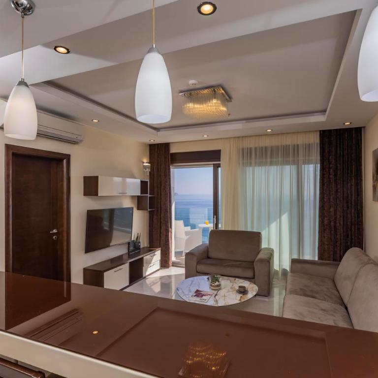 Deluxe Apartments Shine - Two-Bedroom Apartment with Sea View - 15