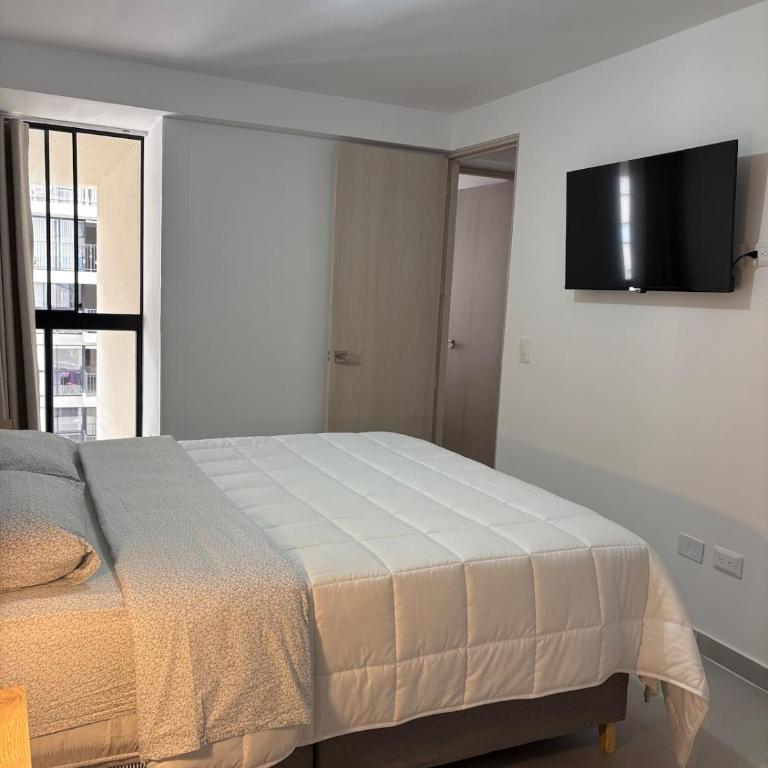Apartamento nuevo y acogedor Excelente ubicación - Apartamento de 3 dormitorios con balcón - 3