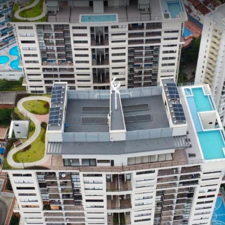 Apartamento nuevo y acogedor Excelente ubicación - Apartamento de 3 dormitorios con balcón - 44