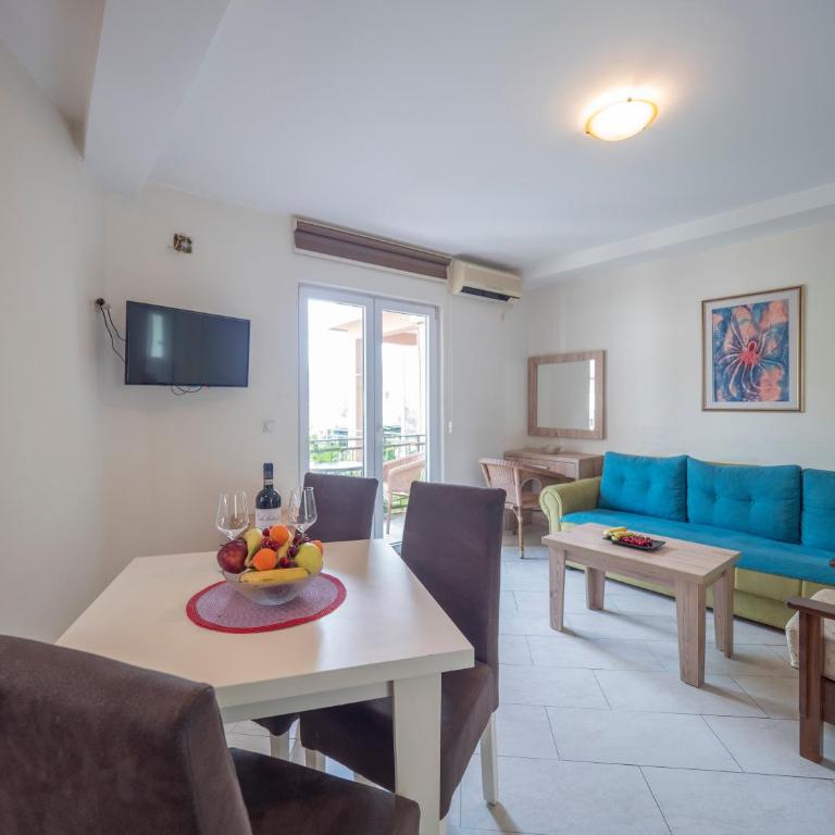 Palma Rooms & Suites Budva - Studio s King-sajz Krevetom i Sofom na Izvlačenje - 1