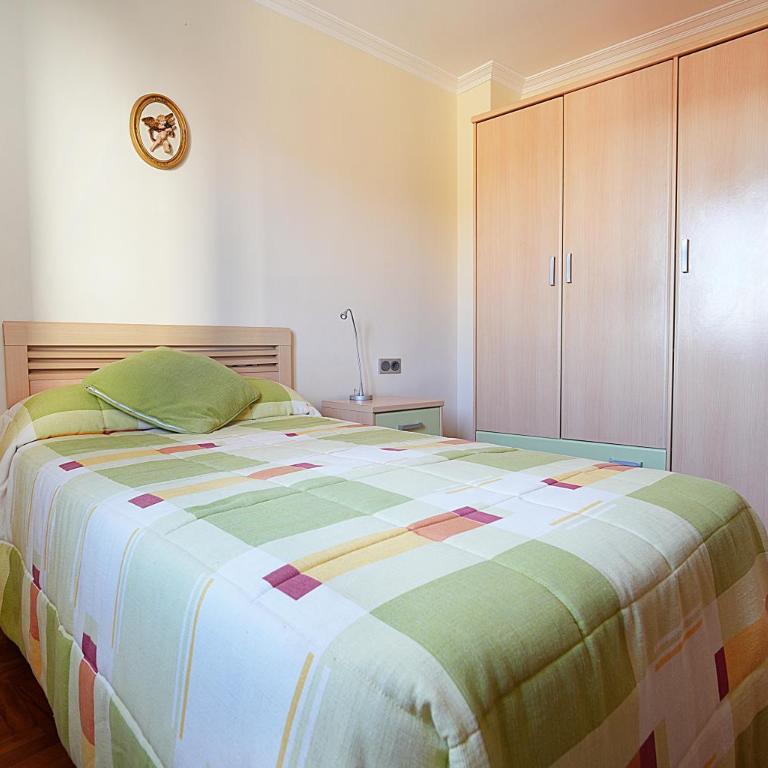 Apartamentos de playa en Villajuán - Apartamento de 2 dormitorios con balcón y vistas al mar - 17