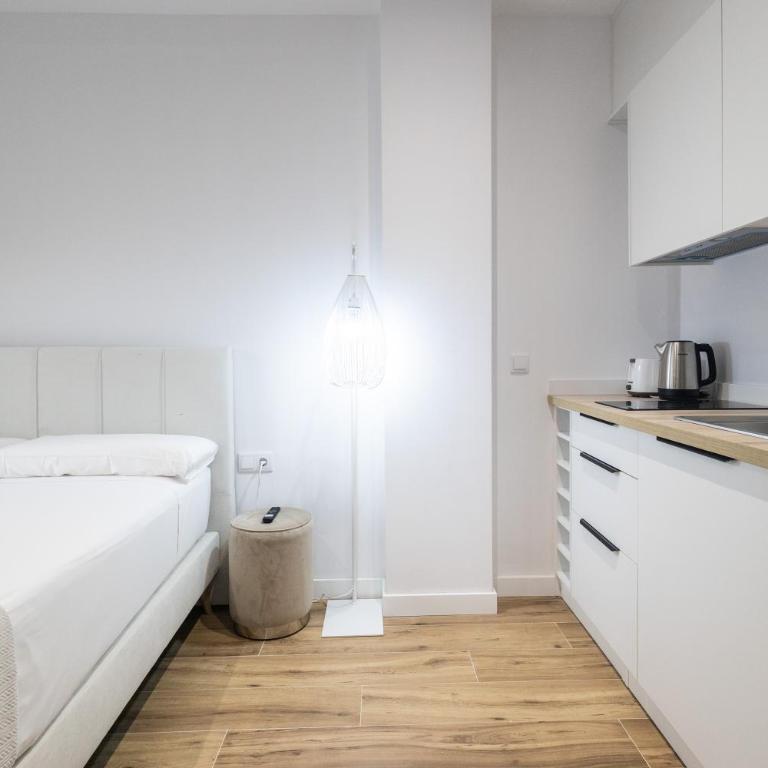 Primat Reig flats - Studio with Terrace - 17