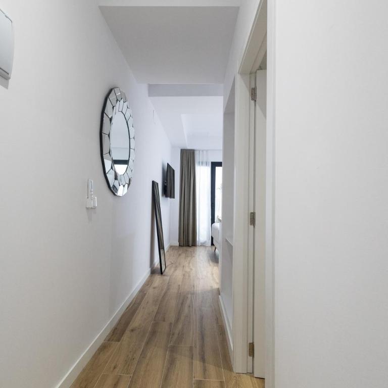 Primat Reig flats - Studio with Terrace - 11