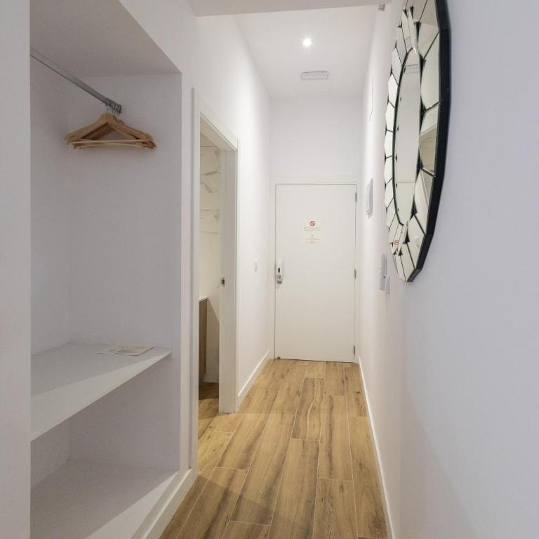 Primat Reig flats - Studio with Terrace - 3