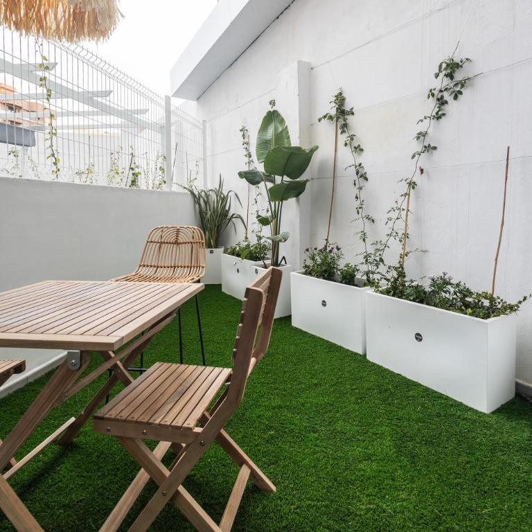 Primat Reig flats - Studio with Terrace - 15