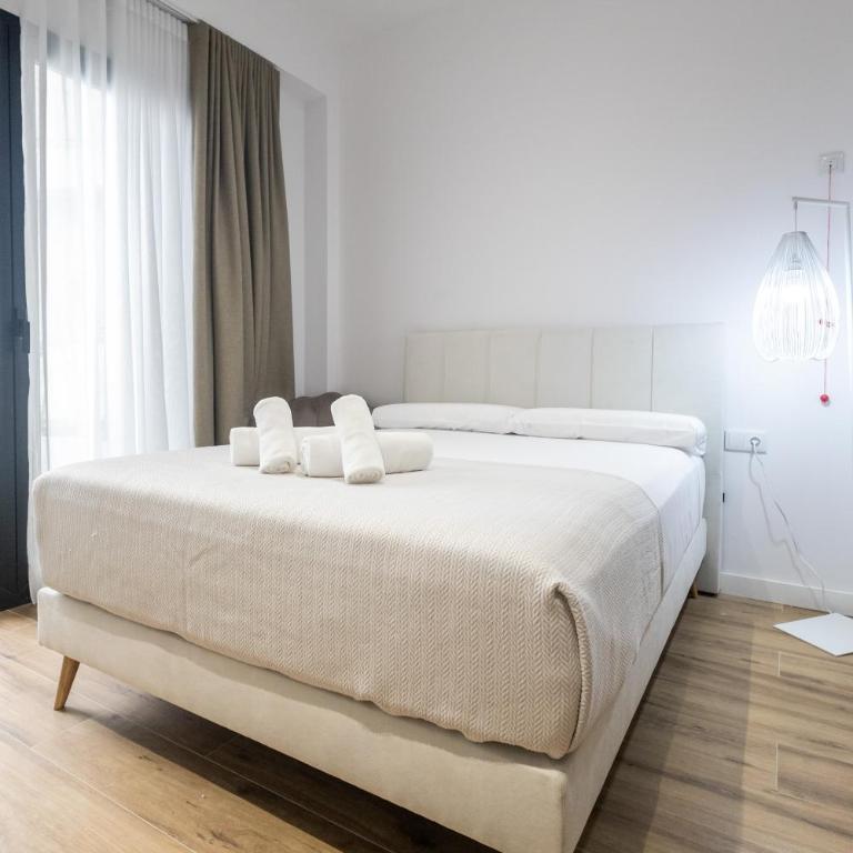 Primat Reig flats - Studio with Terrace - 7