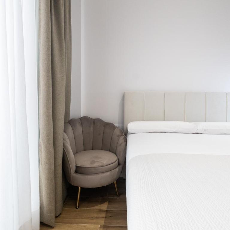 Primat Reig flats - Studio with Terrace - 12