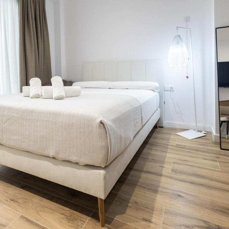 Primat Reig flats - Studio with Terrace - 10