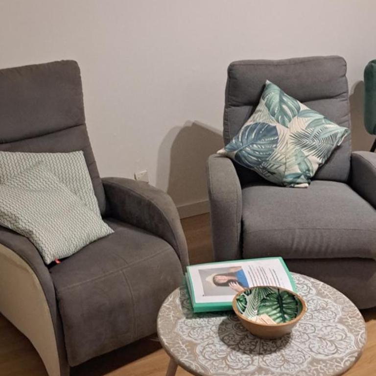 A 50m des cures libre mi septembre joli studio rénové orienté Nord bien ventilé - Appartement 1 Chambre - 40
