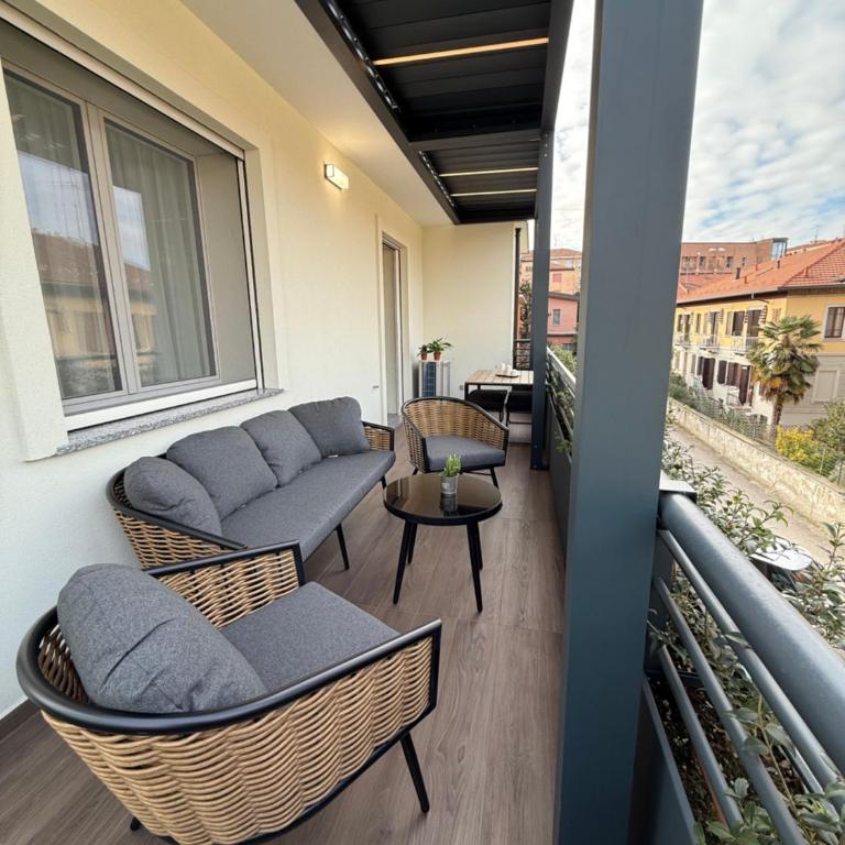 White House Villa con posti auto Milano - Appartamento Deluxe con 2 Camere da Letto e Balcone - 22