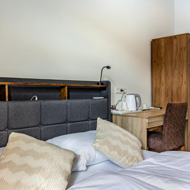 Hotel Central Linz - 24h Self-Check-in - Superior Doppelzimmer - 10