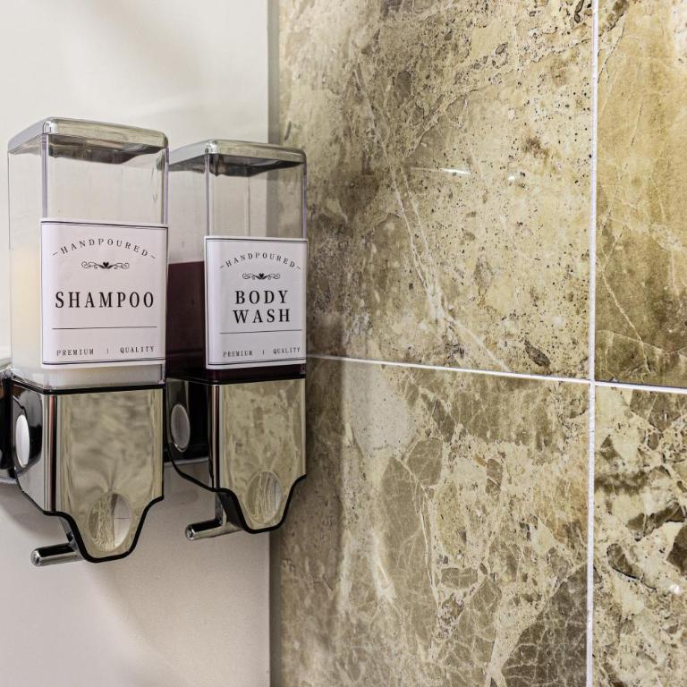 Hotel Central Linz - 24h Self-Check-in - Doppelzimmer mit eigenem Bad - 7