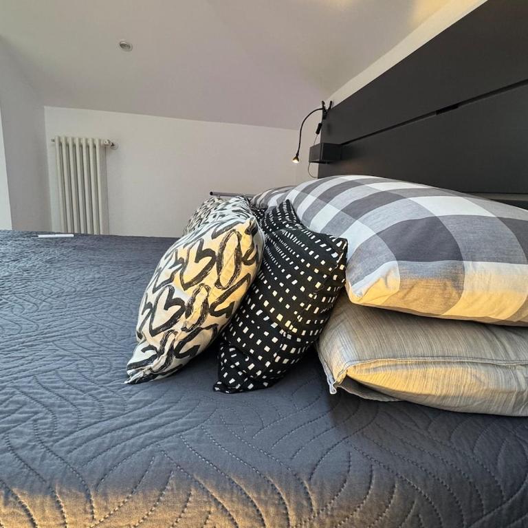 Appartamento 3C in Centro al Mare - Riccione - Three-Bedroom Apartment with Balcony - 9