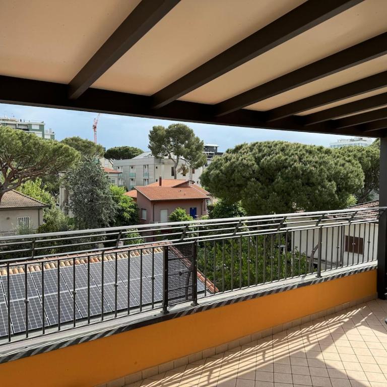 Appartamento 3C in Centro al Mare - Riccione - Three-Bedroom Apartment with Balcony - 32