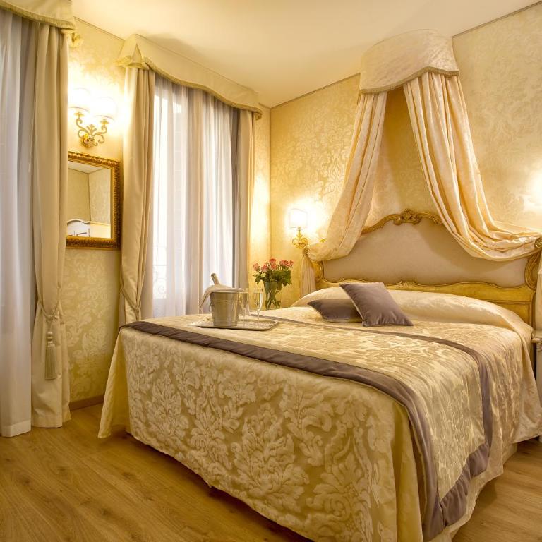 Residenza Goldoni - Camera Matrimoniale Deluxe - 7