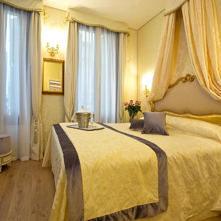 Residenza Goldoni - Camera Matrimoniale Deluxe - 8