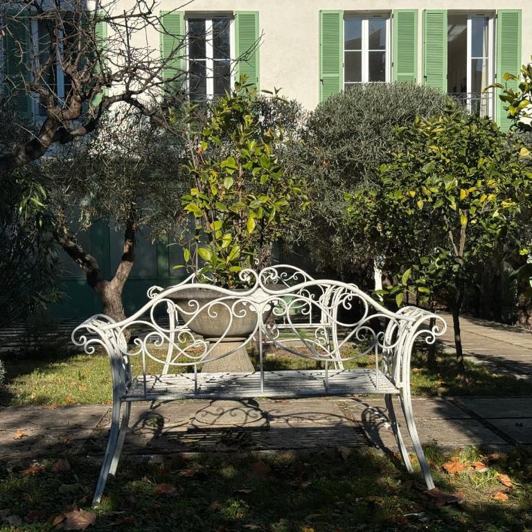 Old town-Exceptional Apartment-in absolute calm - Appartement 2 Chambres - Vue sur Jardin - 20