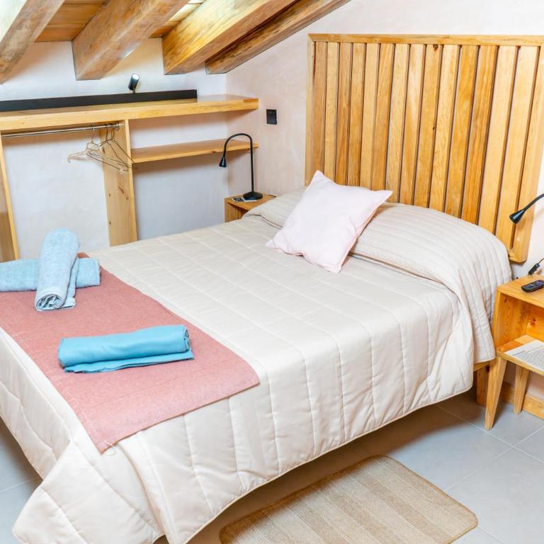 Casa Coco H4 Sol - Double Room with Private Bathroom - 1