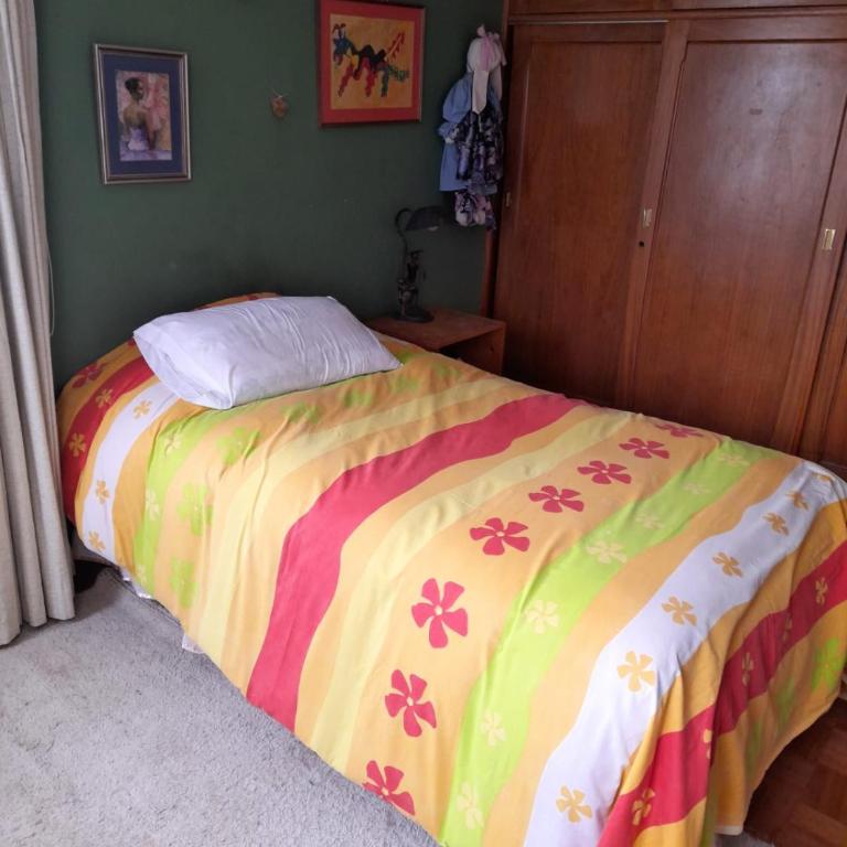 Casa en Obrajes - Habitación Individual con baño privado - 2