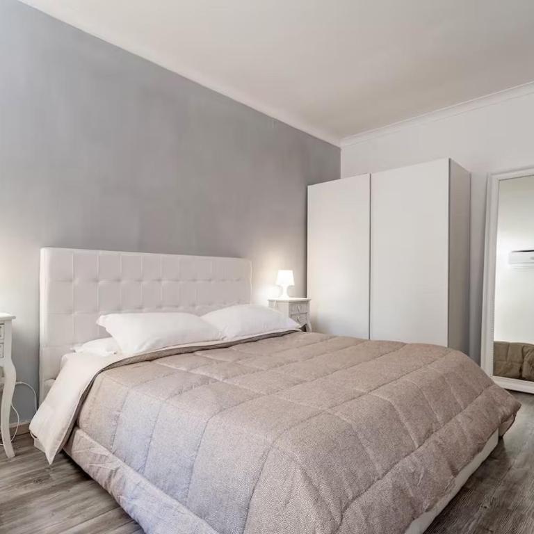 Awesome - Camera Matrimoniale con Bagno Privato - 2