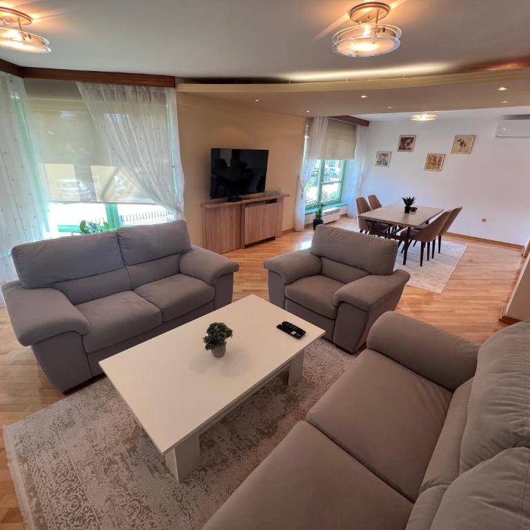 Apartman E - Apartman sa 2 Spavaće Sobe - 3