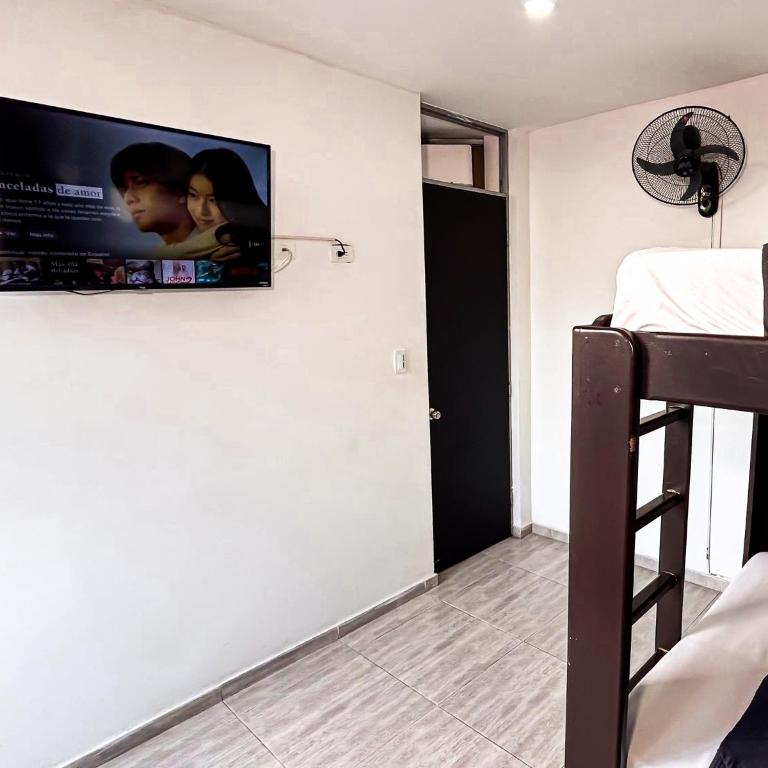 BlueApartaHotel - Two-Bedroom Apartment - 5