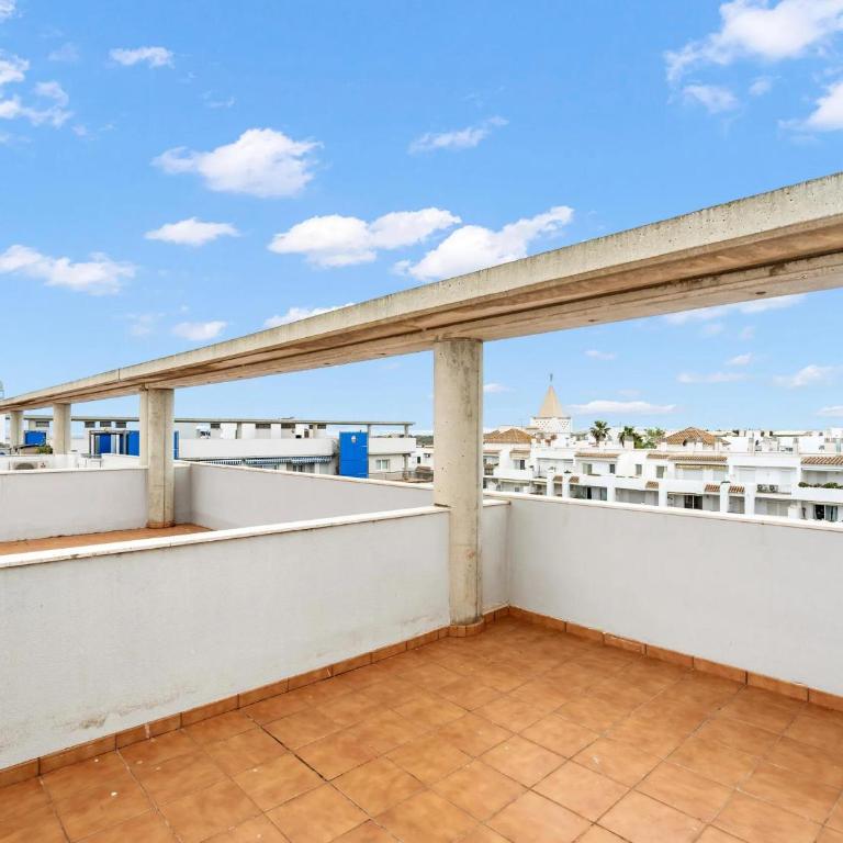 Apartamento de 3 habitaciones para 6 personas en Roses con Wi-Fi y Parking - ES-228-202 - Apartment - 21