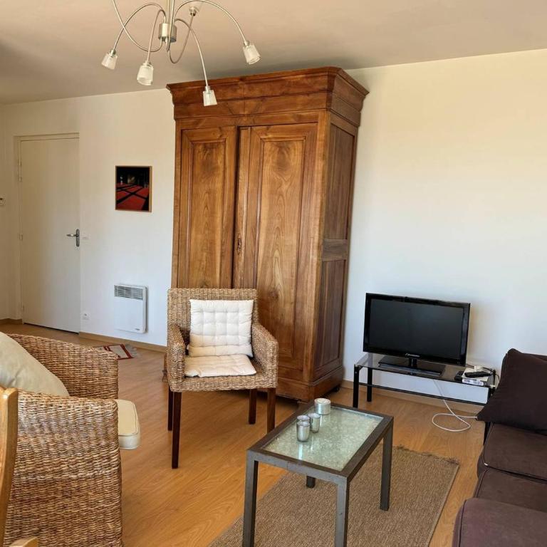 Royan : Appartement 47m², Balcon, Parking privé, Ascenseur - FR-1-738-48 - Appartamento - 9