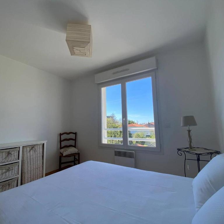 Royan : Appartement 47m², Balcon, Parking privé, Ascenseur - FR-1-738-48 - Appartamento - 15