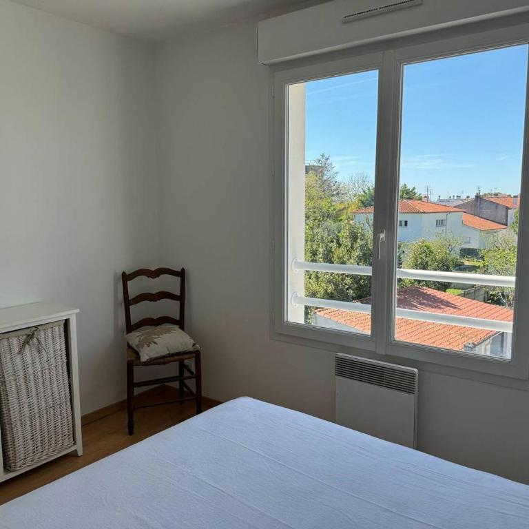 Royan : Appartement 47m², Balcon, Parking privé, Ascenseur - FR-1-738-48 - Appartamento - 18