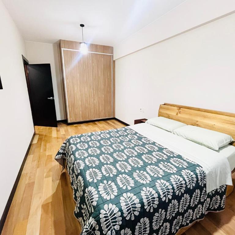 Departamento con la mejor vista en Obrajes - Apartamento de 2 dormitorios - 12