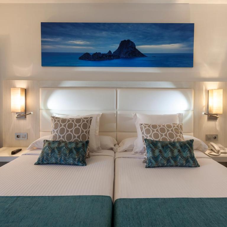 Ibiza Corso Hotel - Habitación Doble Deluxe - 2 camas - 5