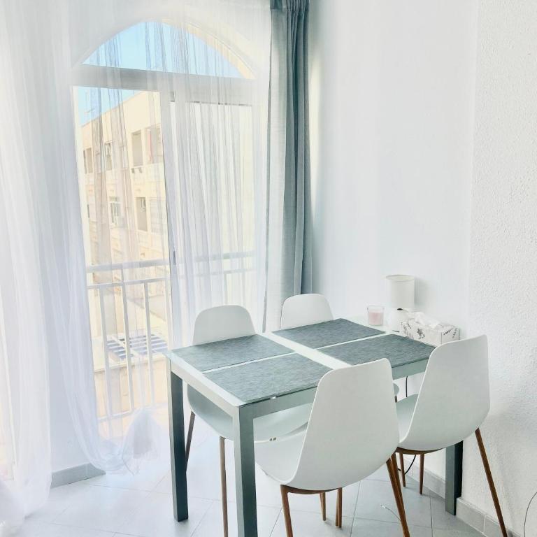 Two- story apartment near the sea 5 minutes - Apartamento de 1 dormitorio con terraza - 25