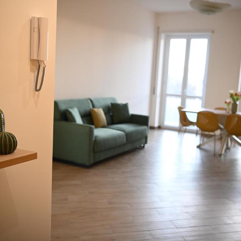 Appartamento per Famiglie - Metro A - 20min dal Centro - Appartamento con 2 Camere da Letto - 7